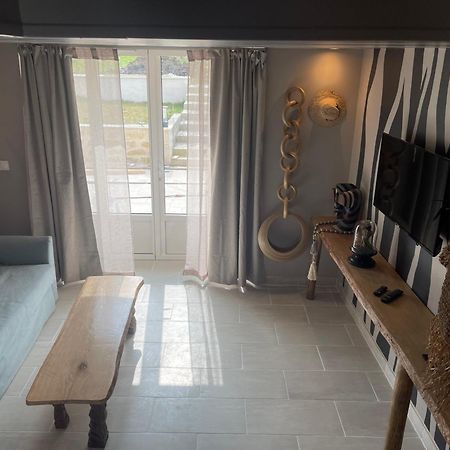 L'Abbaye Saint Michel Bed & Breakfast Tonnerre Bagian luar foto